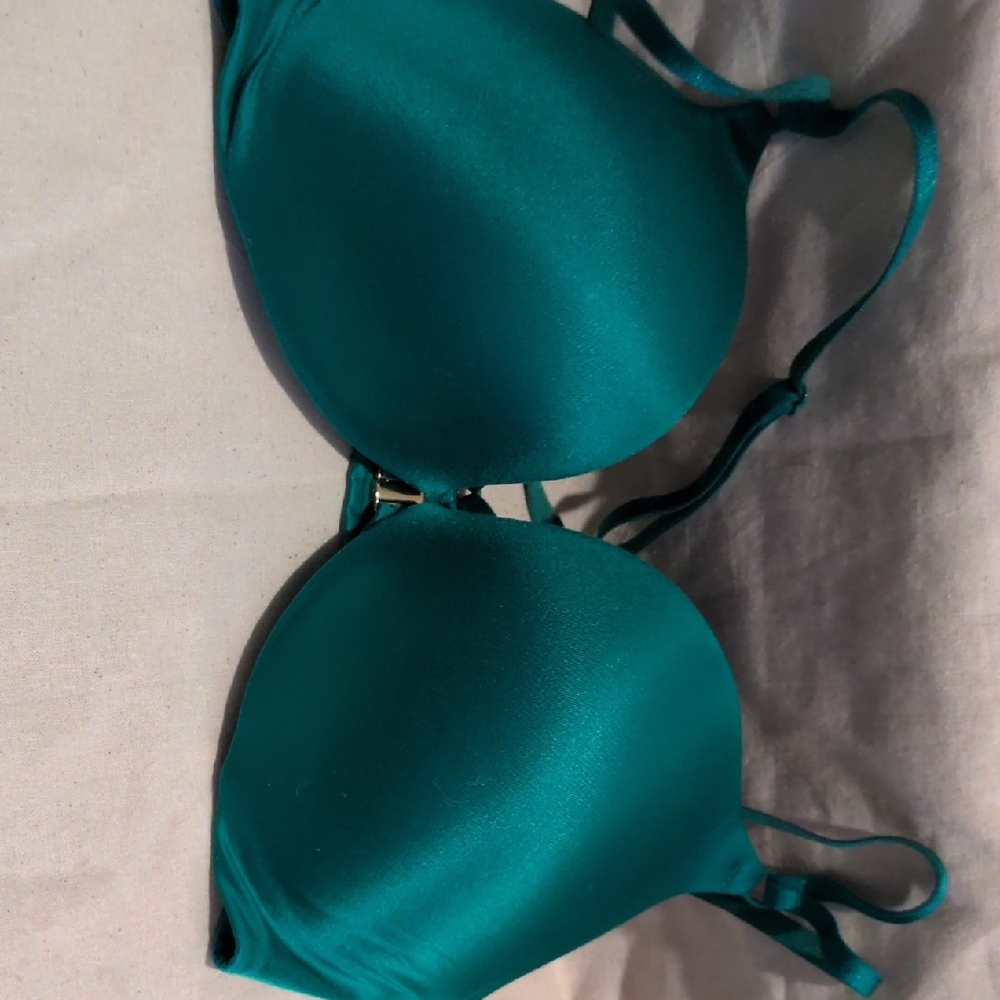 Victoria's Secret 32D Emerald Green So Obsessed Push-Up Bra